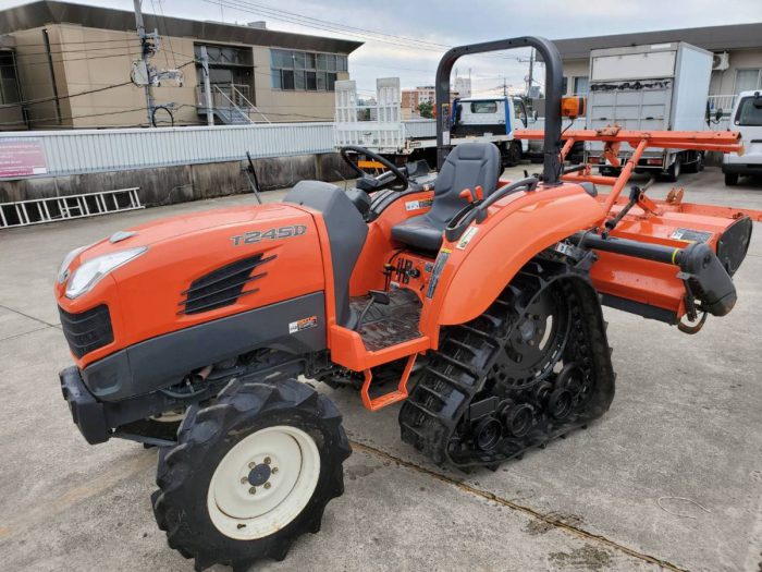 クボタ kubota トラクター T245DF セミクローラー 278時間 を買い取りました！