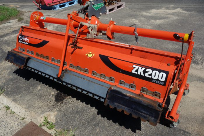 クボタ KUBOTA ロータリー ZK200 KUM キャスター付きを買取ました！